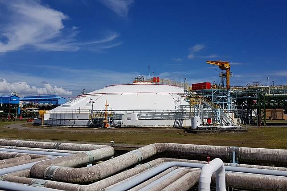 台灣中油公司宣布，天然氣自2日起調降10.14%。此為示意圖，為高雄永安天然氣接收站內部。（中油提供）