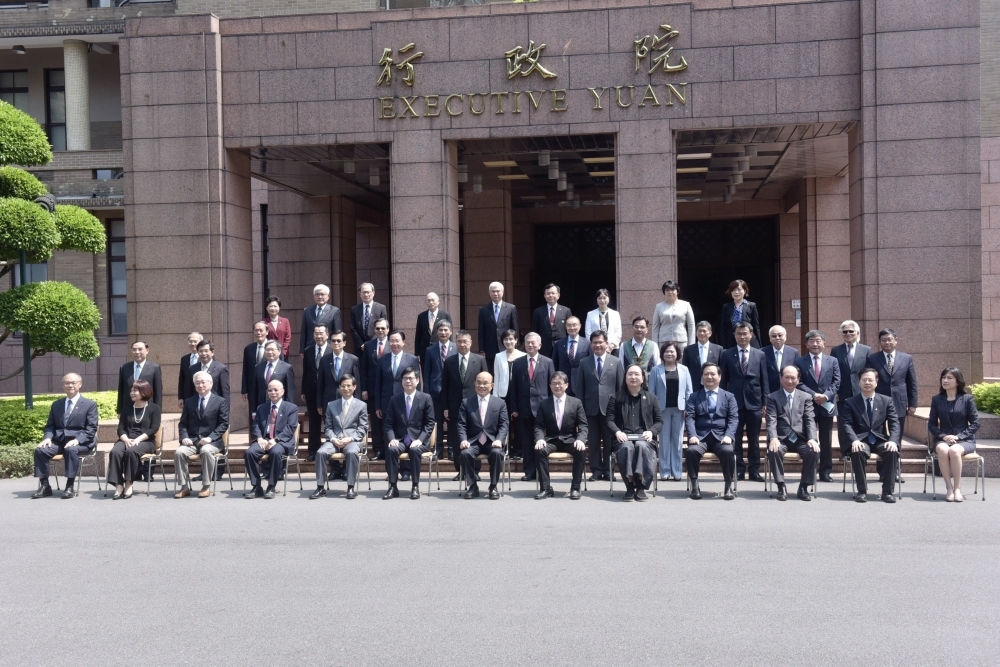 520新內閣部分，留任閣員包含副院長陳其邁、秘書長李孟諺、副秘書長何佩珊，以及7位政委（資料照片／張哲偉攝）