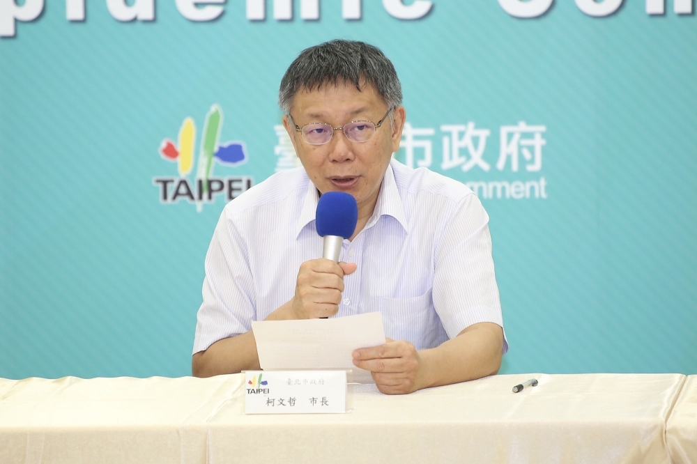 台北市長柯文哲29日受訪時，表示上次看李登輝是2019年5月，但病情是「個人隱私」，但強調李登輝就是「英雄人物」。（資料照片／沈粲家攝）