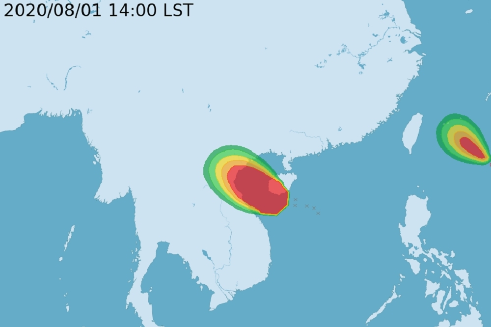 原位於中西沙島海面的熱帶性低氣壓於1日下午2點發展為輕度颱風，編號第3號辛樂克（靠左，紅色範圍較大)。（取自中央氣象局）