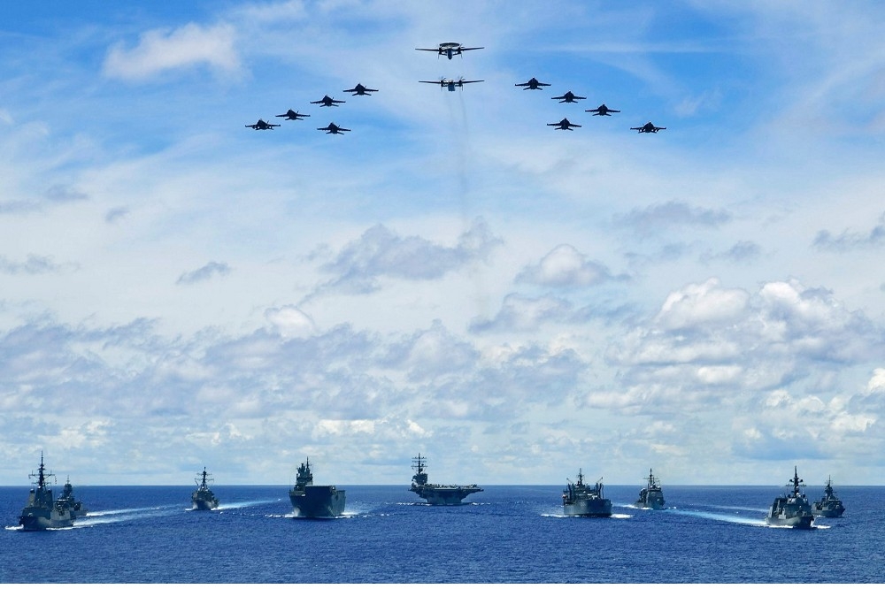 在菲律賓海演訓的美國航母戰鬥群。（圖片摘自U.S. Pacific Fleet）