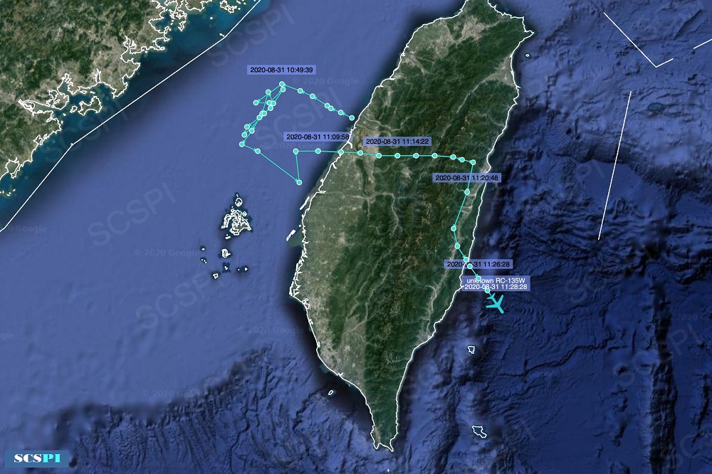 中國智庫（SCSPI）於31日表示，一架美國軍機穿越台灣，對此空軍司令部鄭重反駁，強調此為假消息。（取自SCS Probing Initiative）