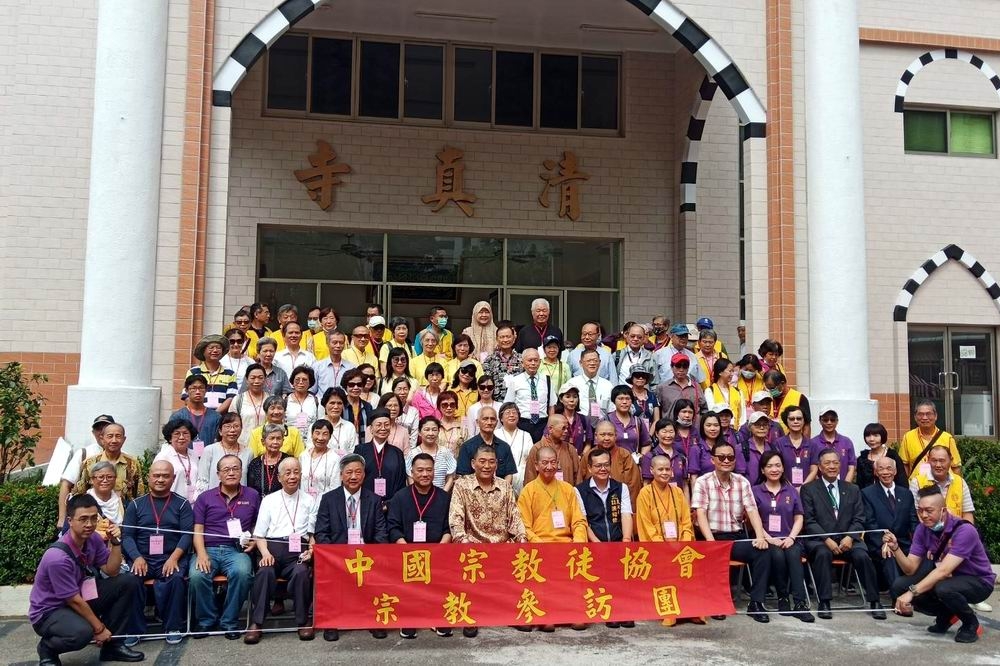 中國宗教徒協會參訪拜會台中清真寺。（楊文琳攝）