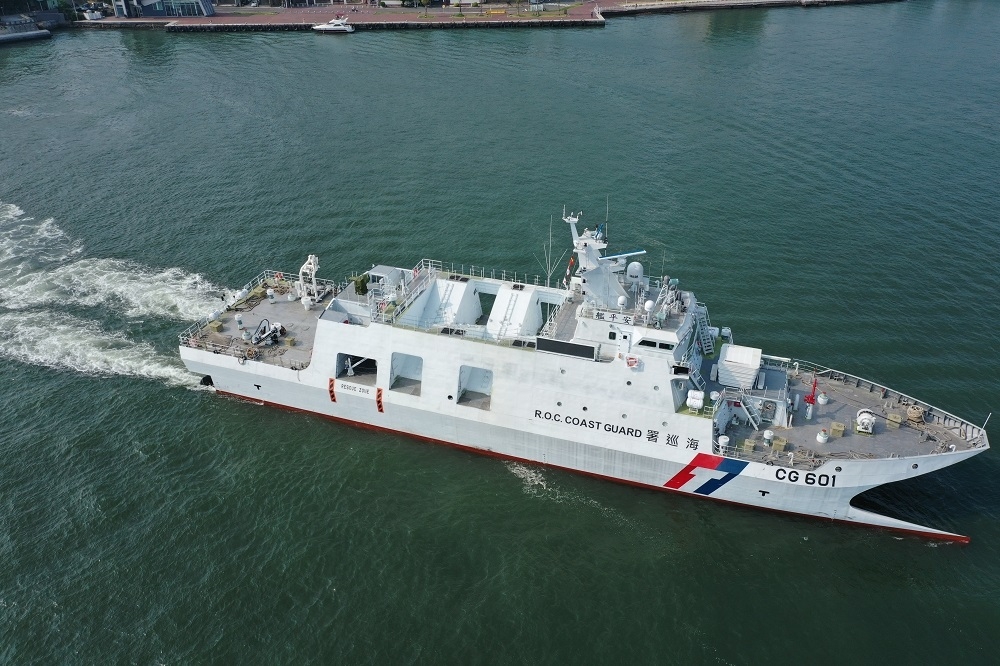 據悉，海巡艦隊分署規劃將在10月8日後進行「700噸級安平艦」一系列海上性能公測。圖為600噸級安平艦。（讀者提供）