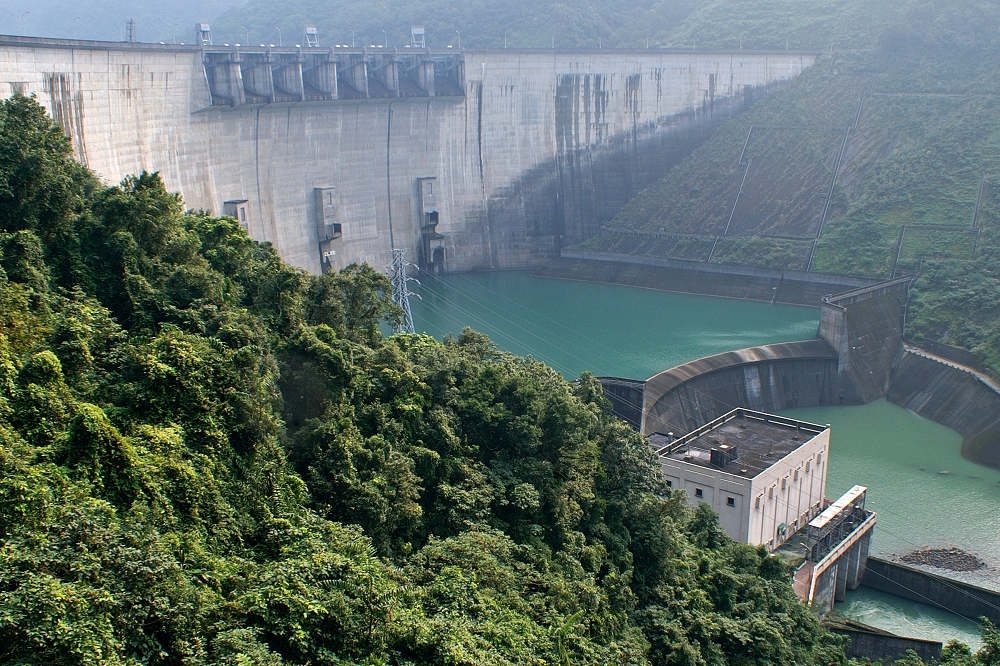 今年颱風減少4成，北部重要的翡翠水庫已跌破5成的蓄水量。（維基百科）