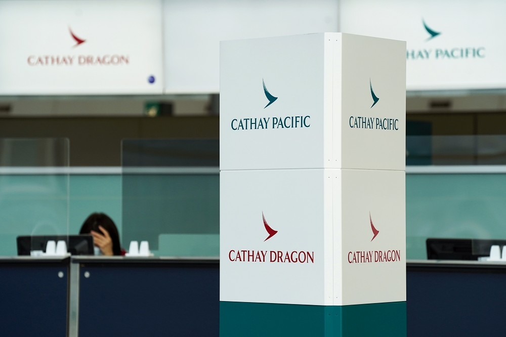 國泰航空於21日早上正式宣布重組計畫，將大砍8500個職位，以及旗下的港龍航空立即停止營運。（湯森路透）

