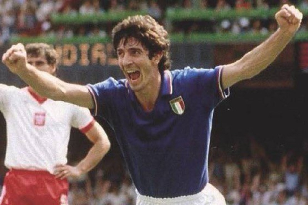 義大利已故球星羅西。（擷取自@SimoneRovera）