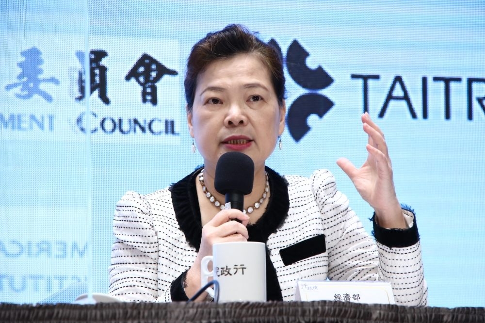 經濟部長王美花5日表示，為因應台幣升值，將協助壓力較大的傳產「大力度」升級。（資料照片／王侑聖攝）