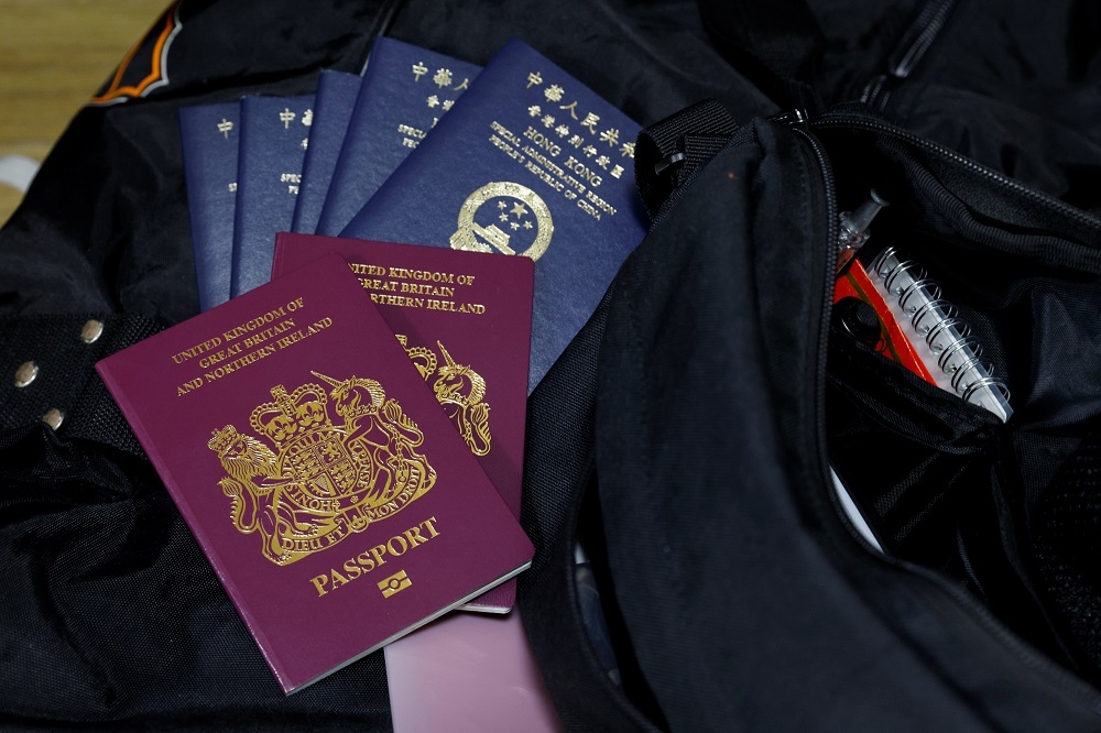 英國國民（海外）護照（BNO）和中華人民共和國香港特別行政區護照（湯森路透）
