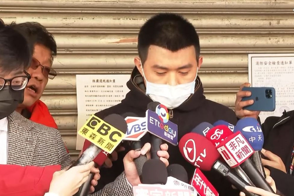 富王鴨肉王姓老闆在9日出面道歉。（擷取自TVBS新聞台）