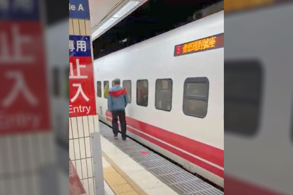 台鐵一列車在20日下午3點41分抵達台北車站時，驚傳站務人員遭酒醉男子追逐。圖為該酒醉男子。（台鐵提供）