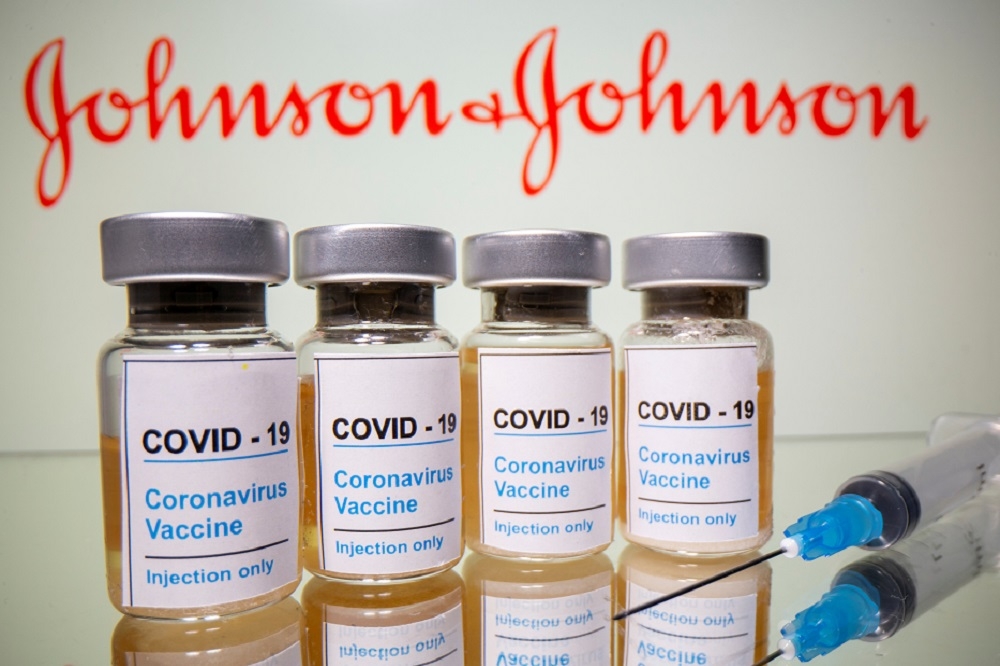 美國醫療保健大廠嬌生所生產的新冠疫苗。（湯森路透）