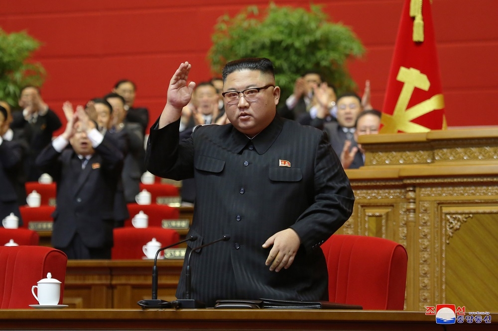 2021 年 1 月 13 日北韓國家領導人金正恩出席代表大會，並且發表應加強國家核武能力。（湯森路透）