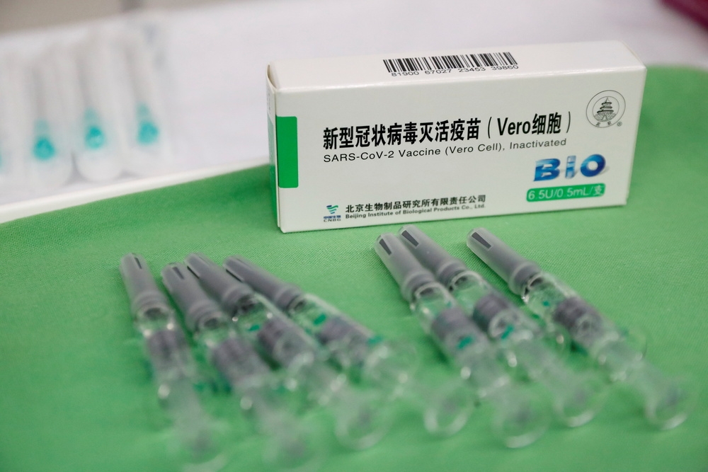 中國國藥研製的新冠疫苗送達匈牙利。（湯森路透）