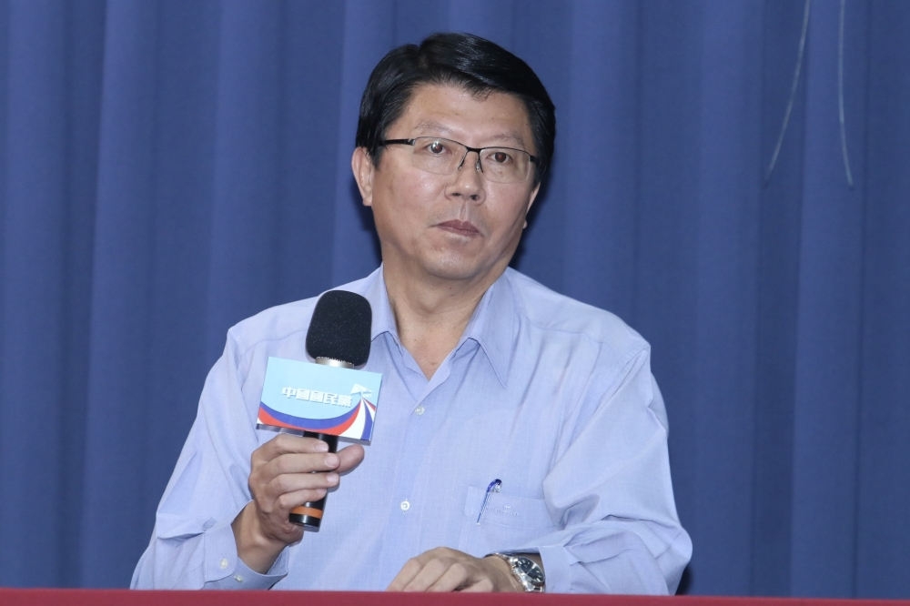謝龍介4日表示，鳳梨只要在中國海關測出介殼蟲，不是退運就是銷毀。（資料照片／王侑聖攝）