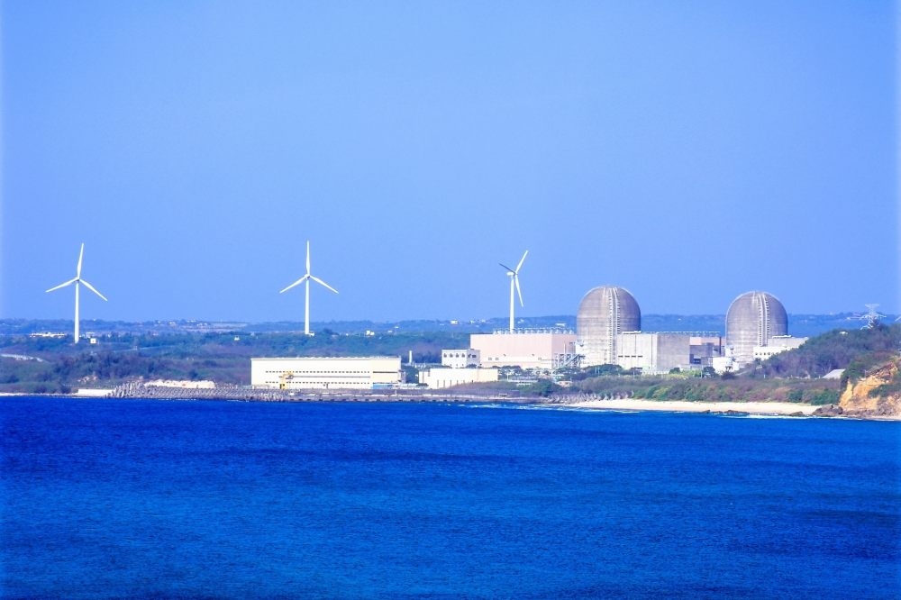 《美麗島電子報》28日釋出一份民調，結果顯示有45.6%的民眾認為核能發電利大於弊。圖為屏東核三場。（資料照片／台電提供）