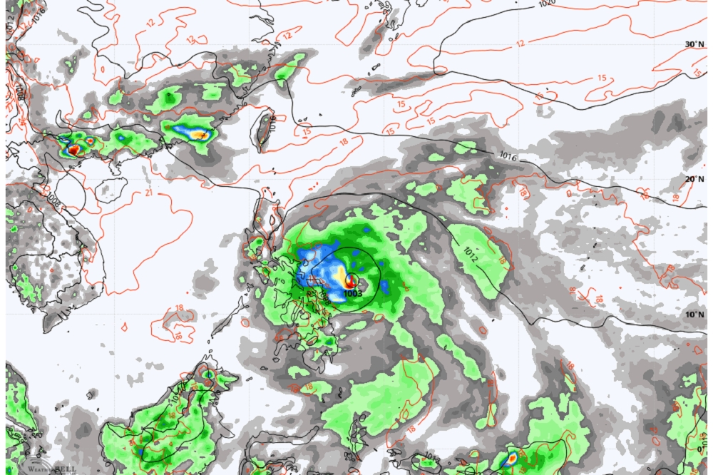 氣象專家吳聖宇貼出一張歐洲模式預測圖，可看見台灣東南方海域正有一個熱帶系統生成中。（取自吳聖宇臉書）