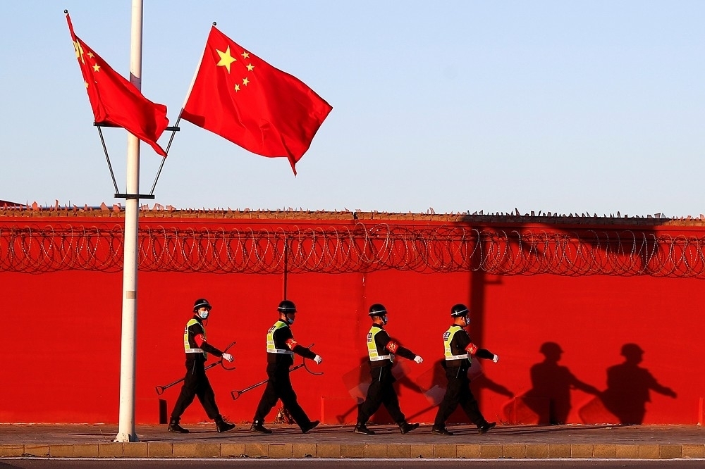 中國陸續關閉軍事論壇及自媒體帳戶。（湯森路透）