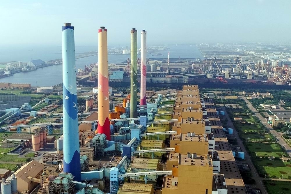 中火是全台灣最大的火力發電廠，但中火去年發電量279億度，但台中的用電量因為中科的進駐也節節升高，用電量達331億度，仍短差52億度。（圖片由台中市政府提供）
