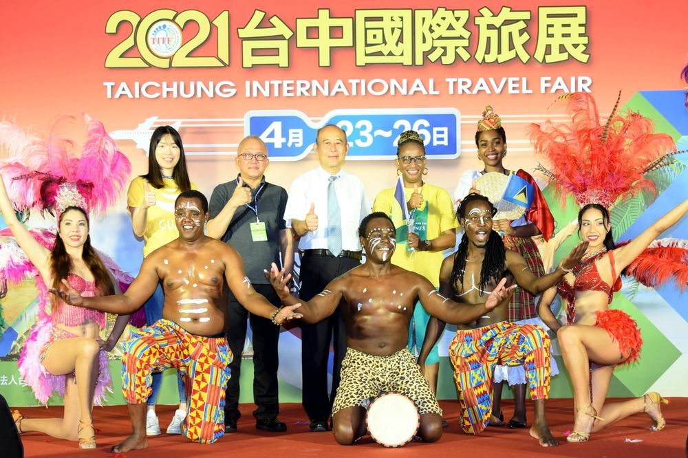 中部最大規模的年度旅遊盛會「台中國際旅展」登場。（楊文琳攝）