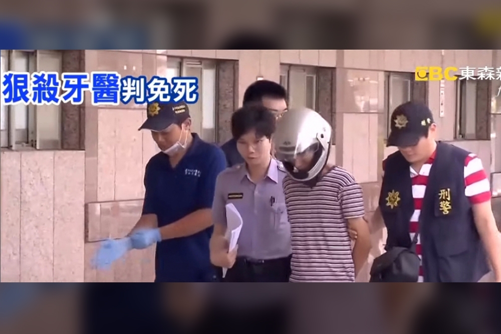 2018年台中麗緻牙醫診所一死兩重傷命案，台中高分院更一審22日仍判行兇的賴男無期徒刑。（擷自東森新聞YouTube）