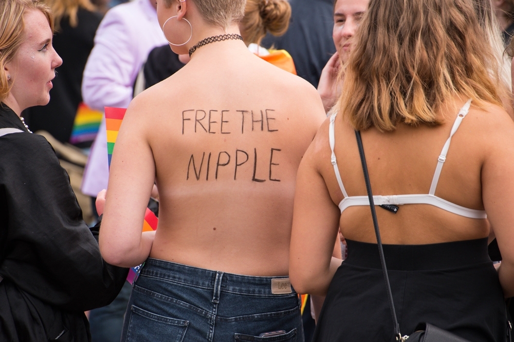 丹麥馬爾摩同志大遊行（2016 © Maria Eklind ,Free the nipple @ Flickr, CC BY-SA 2.0.）