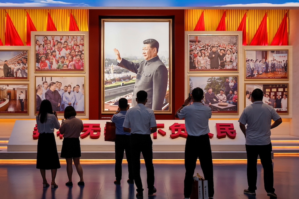 中國共產黨歷史展覽館慶祝建黨百年主題展覽，國家主席習近平肖像展區。（湯森路透）