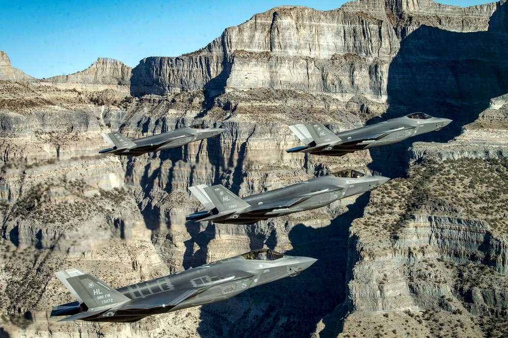 瑞士政府決定，向美國採購36架F-35A戰機提升該國空防戰力。（湯森路透）