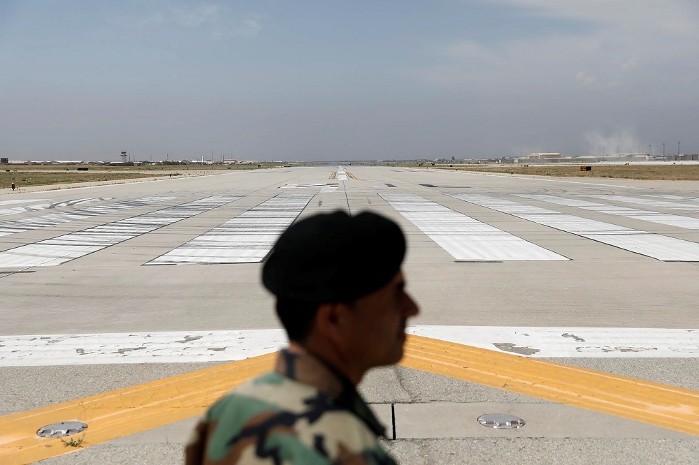美軍撤離之後的阿富汗空軍基地。（湯森路透）