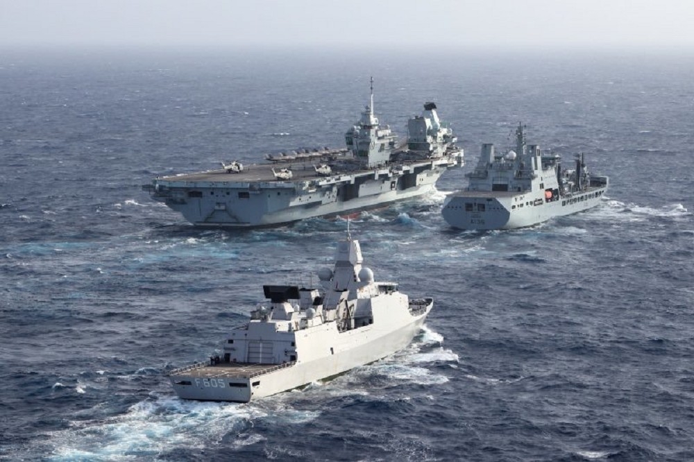 英国航母打击群伊莉莎白号目前驶入西太平洋。（英国航母打击群指挥部推特）(photo:UpMedia)