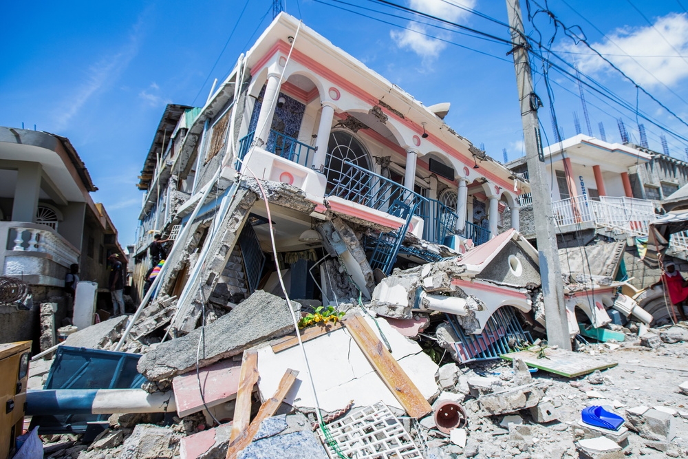 海地遭遇規模7.2強震，造成至少302人喪命和多處建物倒塌。（湯森路透）
