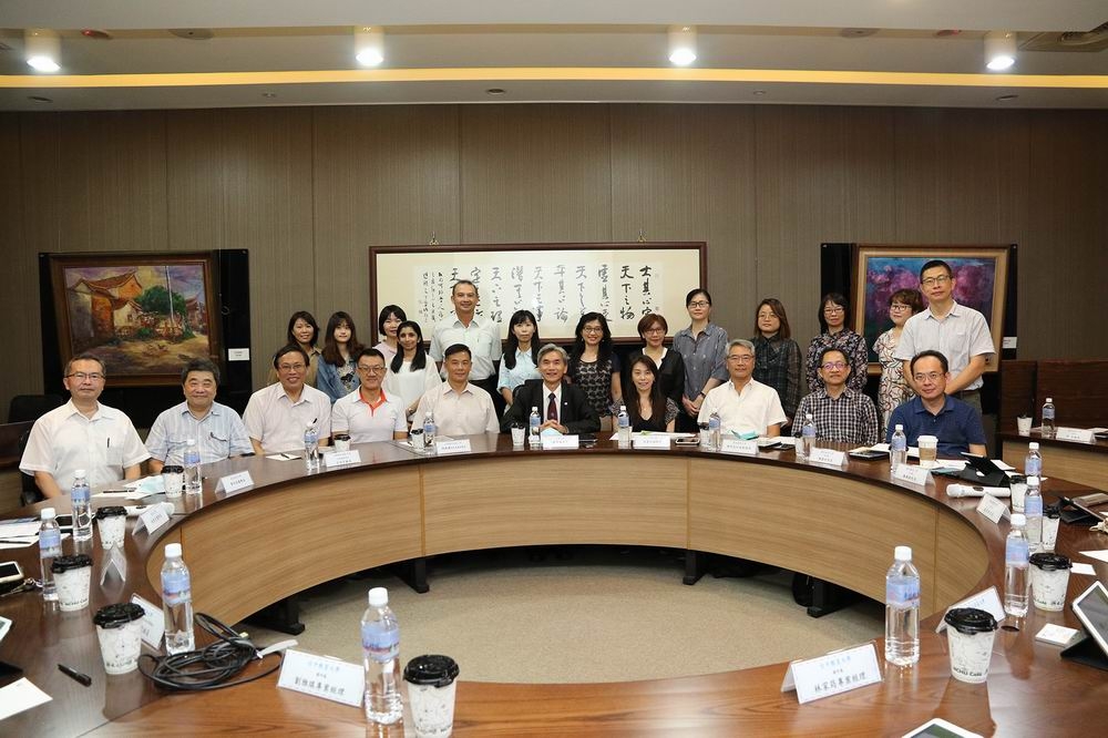 台灣國立大學系統整合11校資源定期召開討論會。（興大提供）