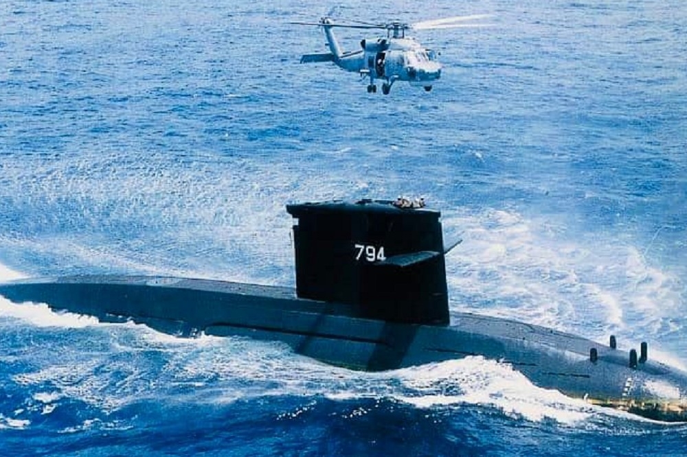 台灣的劍龍級海虎號潛艦。（圖片摘自國防部發言人臉書）