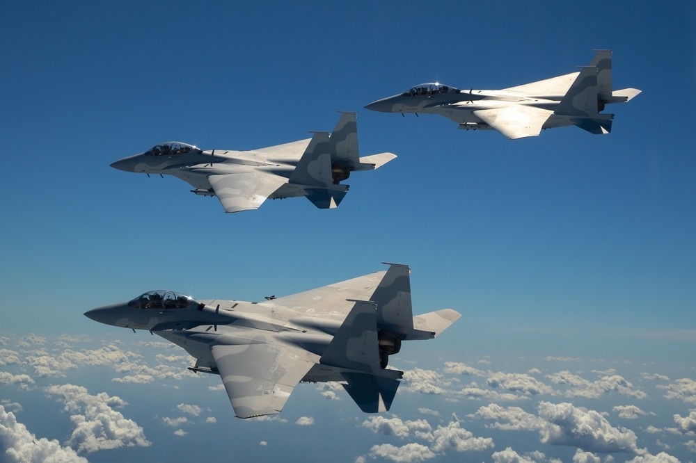 波音交付首架F-15QA「打擊鷹」戰機給卡達。（圖片取自波音公司）
