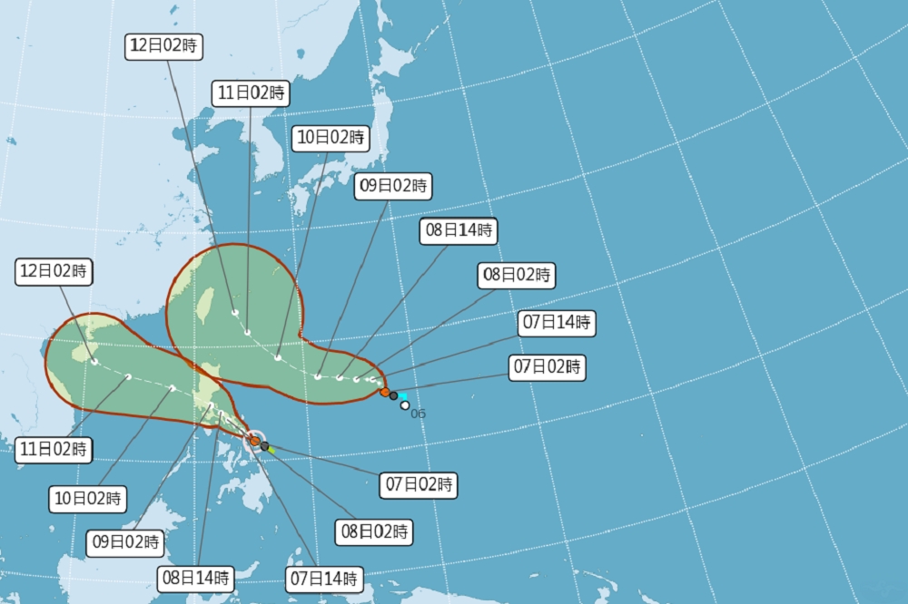 除第13號颱風「康森」，另一熱帶低壓也已生成為「璨樹」颱風，最快周五發布海上警報。（中央氣象局提供）
