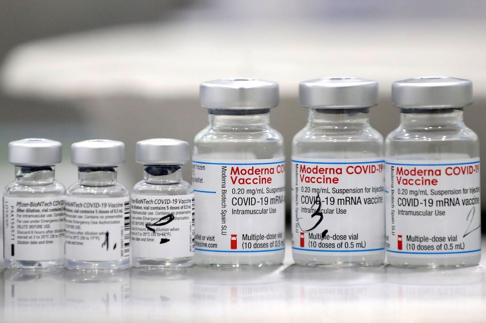莫德納研究新冠疫苗保護力會隨時間衰退。（湯森路透）