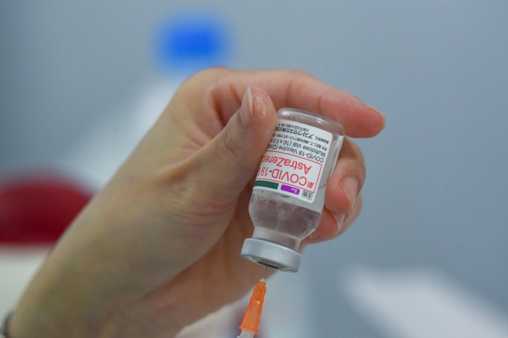 指揮中心宣布，第十期AZ及高端疫苗第二劑可接種，施打期間，將從10月6日至10月12日。（資料照片／蔣銀珊攝）