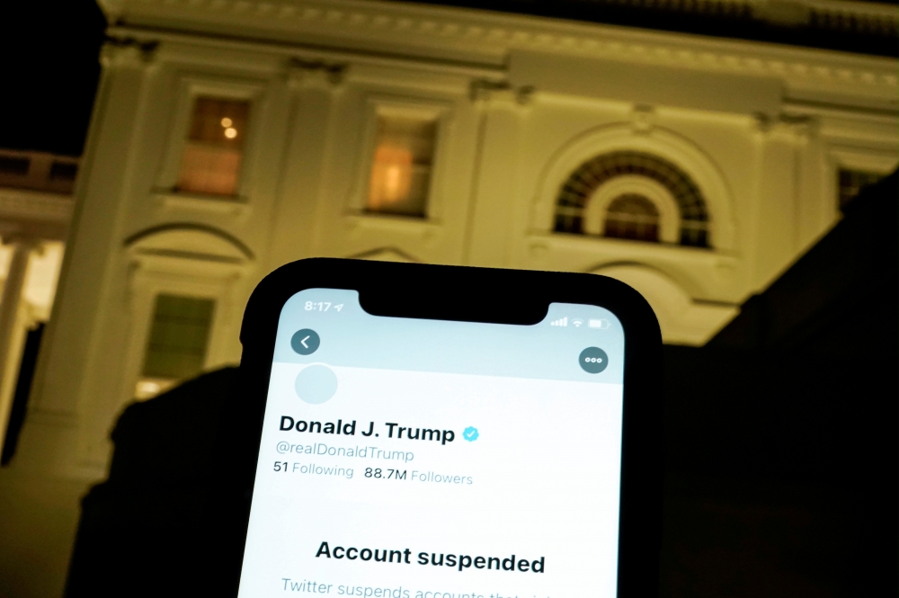 10月1日川普诉请佛罗里达州法官强制推特恢复他的帐户，并表示推特是因民主党施压才停用他的帐号。（汤森路透）(photo:UpMedia)