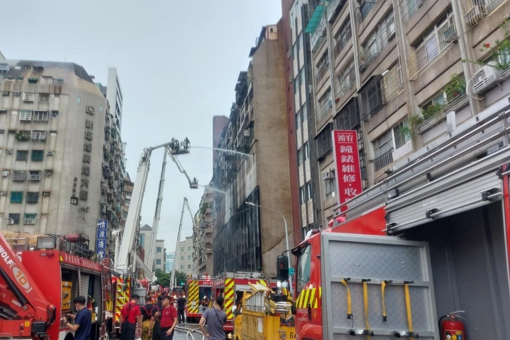 城中城大樓惡火造成46人死亡，如今全部遺體已經確認身分。（取自高雄市高桂救助分隊）