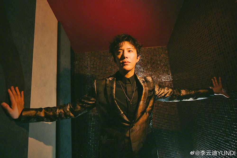 中國鋼琴家李雲迪因嫖妓醜聞淪為劣跡藝人，演藝事業全毀。（取自微博）