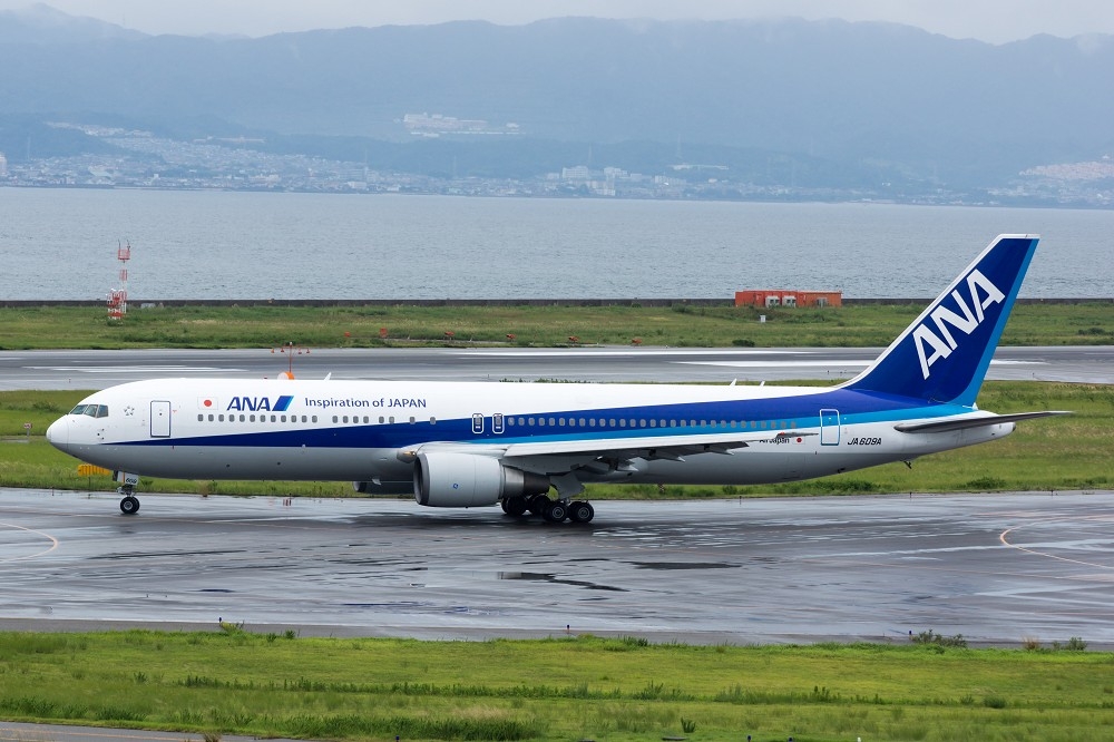 日本最大航空全日空不堪亏损宣布大裁员。（汤森路透）(photo:UpMedia)
