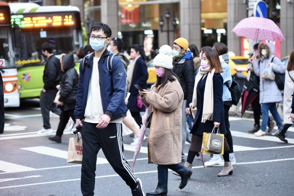 入秋最強冷空氣下周襲台，平地低溫將降至14、15°C。（資料照片／張哲偉攝）