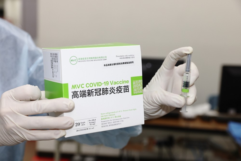 接種高端疫苗者開放混打，台北市長柯文哲批這根本不是混打，而是「重打」。（資料照片／陳愷巨攝）