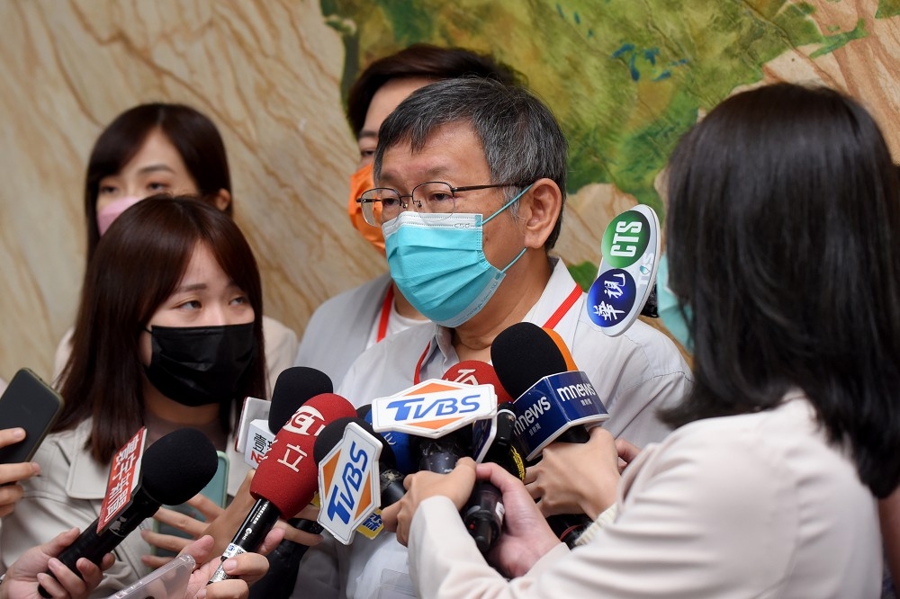 台北市長柯文哲屢被質疑「台北通」APP是在蒐集民眾個資打選戰，他24日特別舉行記者會說明。（資料照片／張哲偉攝）