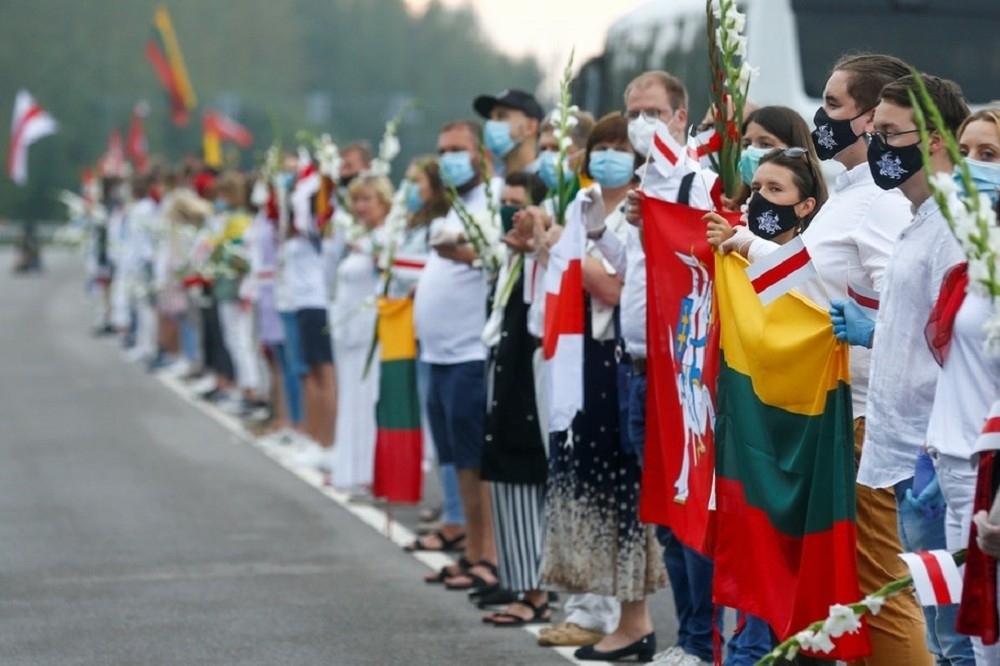 立陶宛國家雖小，國力也弱，骨頭卻很硬，對於強權一直都是絕不屈從，至死硬剛的姿態。（湯森路透）