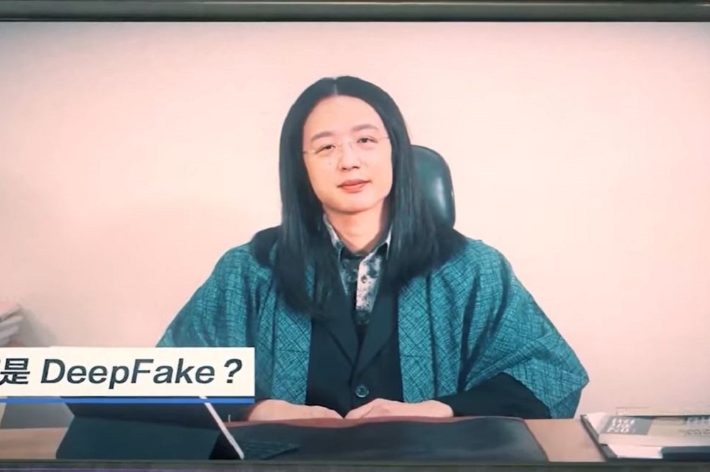 唐鳳親自示範Deepfake影片，影片推出不到4小時，就吸引逾6000位網友點閱觀看。（擷取自唐鳳臉書）