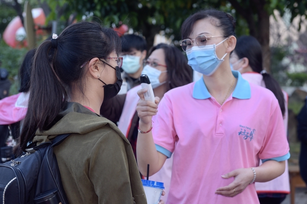 柯文哲下午表示，觀察到今天社區乾淨，宣布明起逐步解封。（資料照片／張哲偉攝）