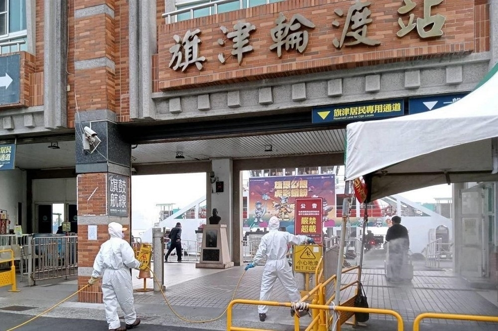 高雄市長陳其邁今天宣布旗津區解除防疫管制，並承諾市府會在3月中提出刺激觀光措施。（資料照片／高市環保局提供）