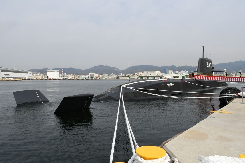 日本新一代首艘潛艦「大鯨」9日在神戶舉行服役典禮。（圖片取自海上自衛隊）