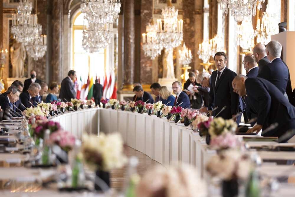 歐盟領導人10日、11日在法國凡爾賽宮舉行非正式峰會。（美聯社）